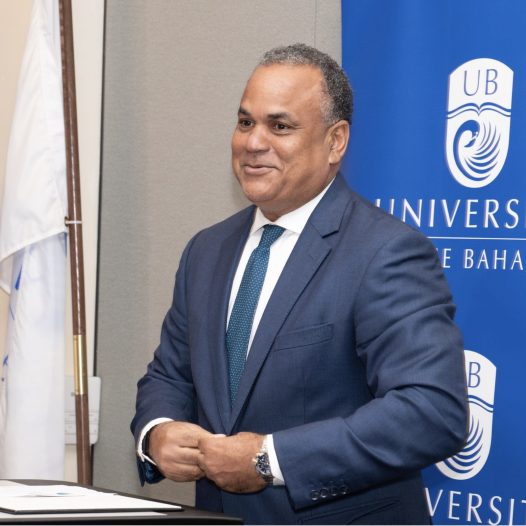 Experts Analyze Economic Landscape; Opportunities and Challenges