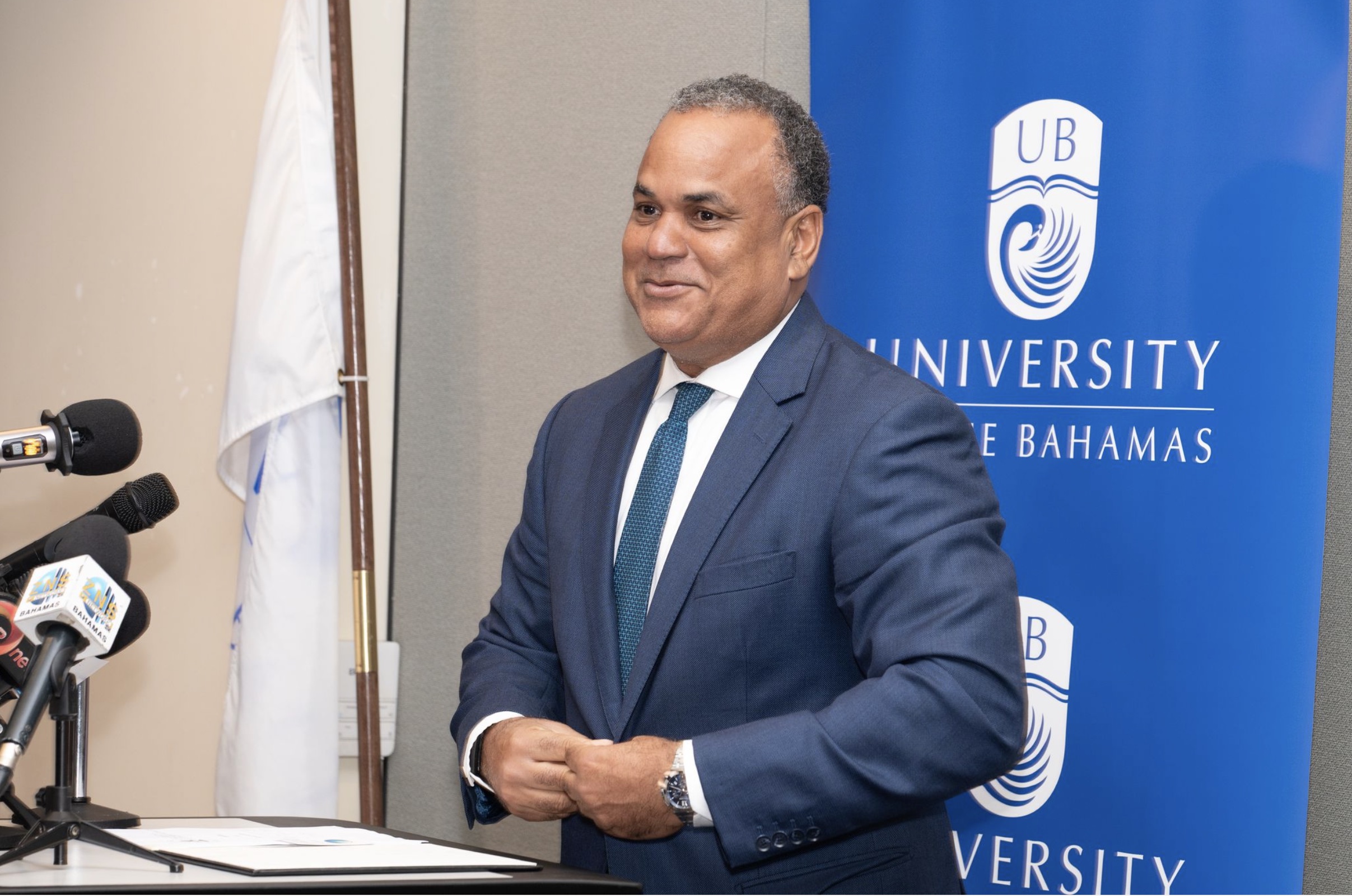 Experts Analyze Economic Landscape; Opportunities and Challenges